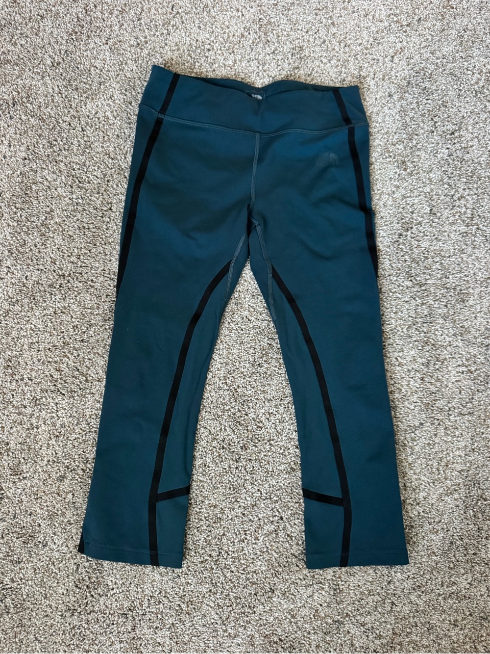 The North Face Teal Blue capri Leggings with Black Accents